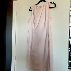 Adorable Calvin Klein shift dress